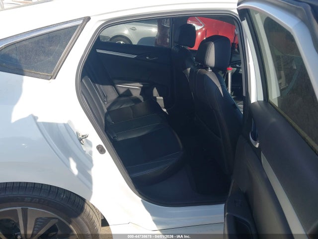 44738675 :رقم المزاد ، 19XFC1F92GE203762 vin ، 2016 Honda Civic Touring مزاد بيع