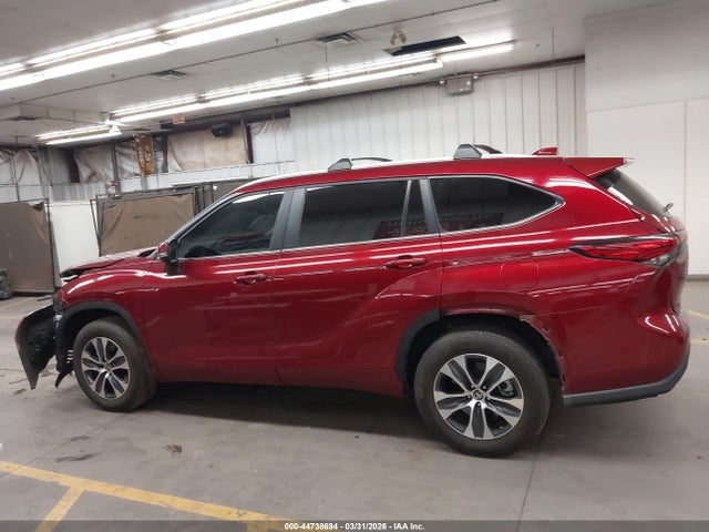 Toyota Highlander Xle 2023 5TDKDRAH9PS527211 Image 15