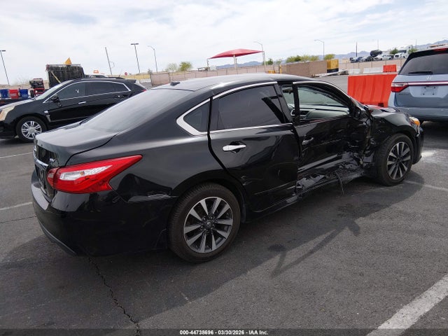Продаж на аукціоні авто 2017 Nissan Altima 2.5 Sv, vin: 1N4AL3AP6HC121852, номер лоту: 44738696