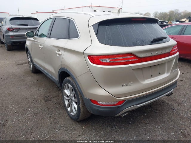 2017 LINCOLN MKC 5LMTJ2DHXHUL44535 Photo 2