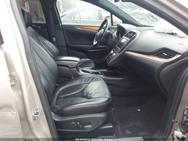 2017 LINCOLN MKC 5LMTJ2DHXHUL44535 Photo 4