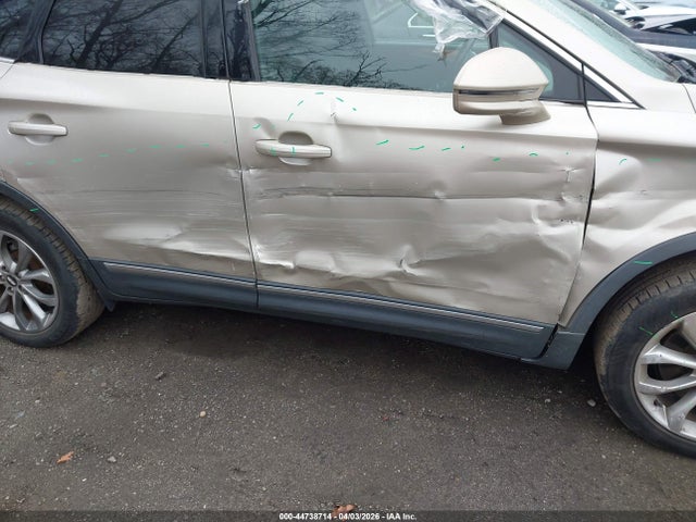 2017 LINCOLN MKC 5LMTJ2DHXHUL44535 Photo 5