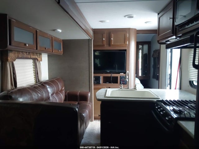 Продаж на аукціоні авто 2017 Keystone Carbon, vin: 4YDT27228HX420801, номер лоту: 44738719