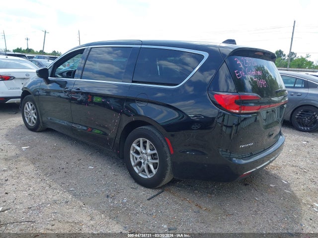 2025 CHRYSLER PACIFICA 2C4RC1BG6SR540928 Photo 2