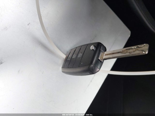 KNDJN2A23E7057972 KIA Soul