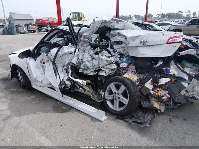 Toyota CAMRY SE 2014 4T1BF1FK9EU318541 Image 3