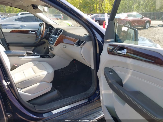 Aukcja sprzedaży 2013 Mercedes-benz Ml 550 4matic, vin: 4JGDA7DB9DA263828, numer aukcji: 44738771