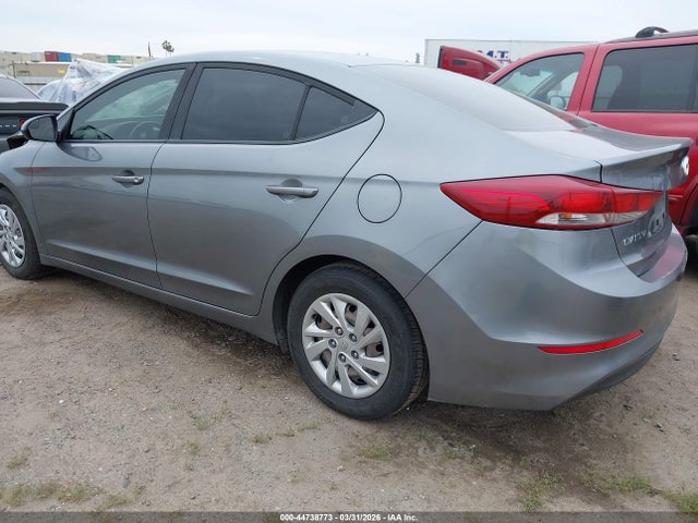 KMHD74LF0JU630403 Hyundai ELANTRA SE