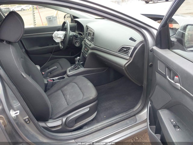KMHD74LF0JU630403 Hyundai ELANTRA SE