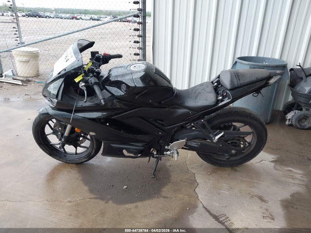 MH3RH18Y7PK012100 Yamaha Yzfr3 A