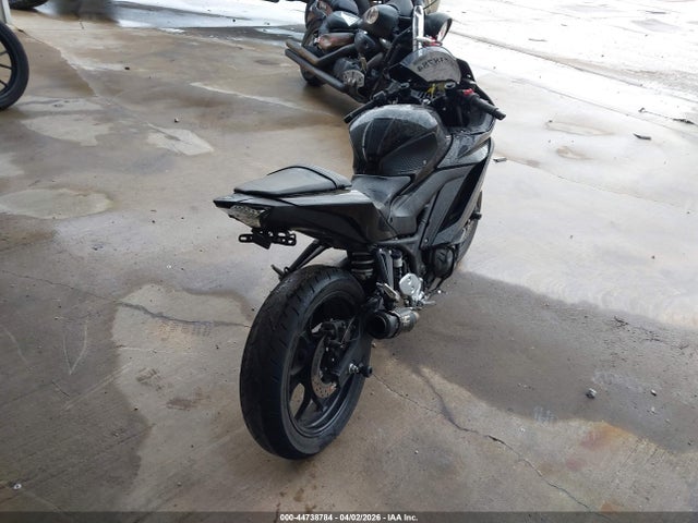 MH3RH18Y7PK012100 Yamaha Yzfr3 A