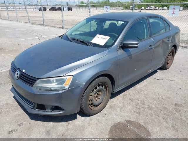 3VWD17AJ1EM369921 Volkswagen Jetta 1.8t Se