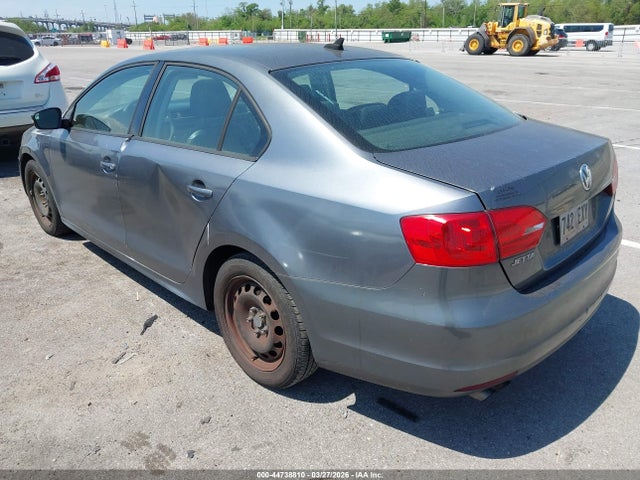 3VWD17AJ1EM369921 Volkswagen Jetta 1.8t Se