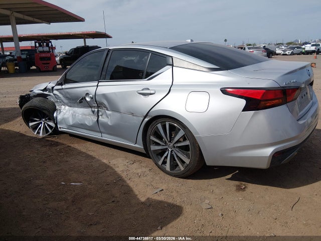 2020 Nissan Altima Sr Fwd მანქანა იყიდება აუქციონზე, vin: 1N4BL4CV8LC132222, აუქციონის ნომერი: 44738817