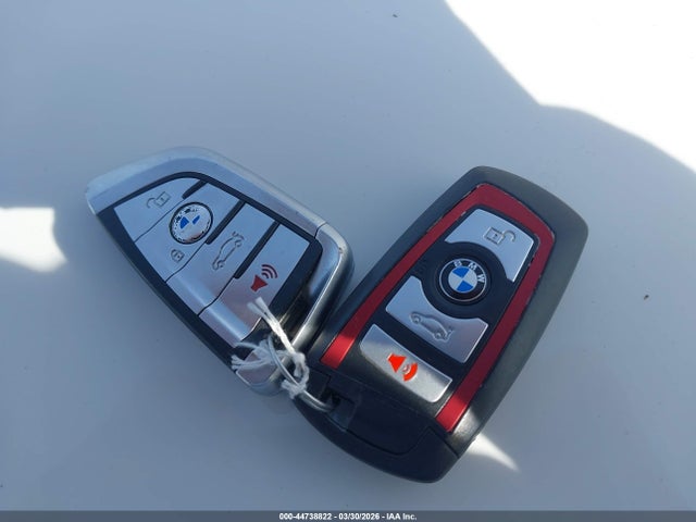 WBA8B9G5XJNU96719 BMW 330I