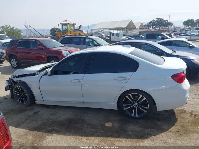 WBA8B9G5XJNU96719 BMW 330I