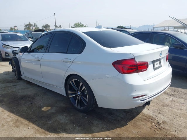 WBA8B9G5XJNU96719 BMW 330I