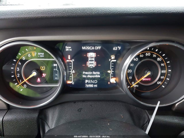 2018 JEEP WRANGLER UNLIMITED 1C4HJXDG3JW227858 Photo 6