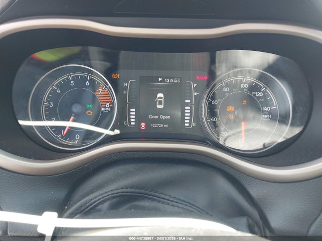 1C4PJLCS3GW336940 Jeep Cherokee Latitude