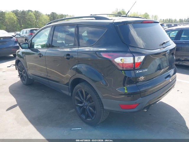Продаж на аукціоні авто 2017 Ford Escape Se, vin: 1FMCU0GD1HUA37598, номер лоту: 44738925