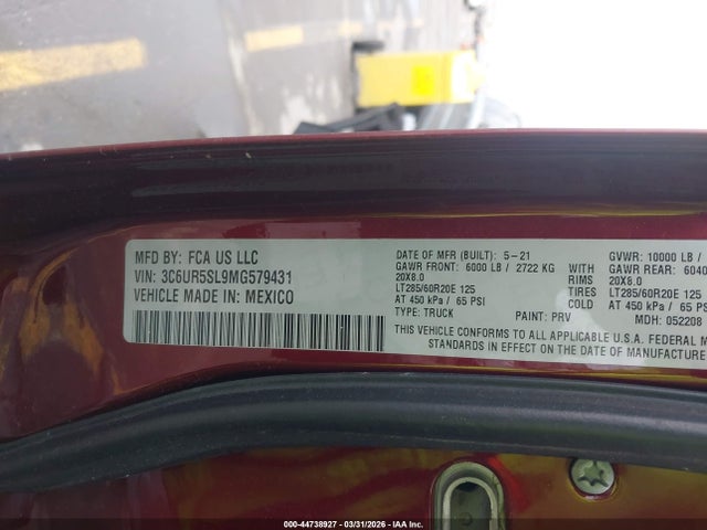 3C6UR5SL9MG579431 RAM 2500 Limited 4x4 6&#039;4 Box