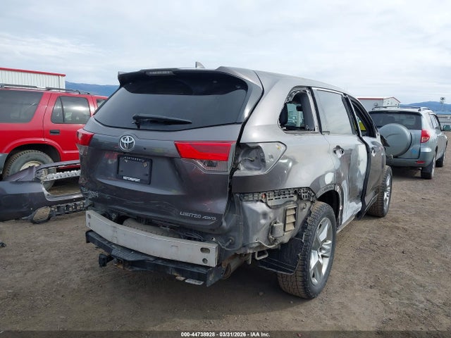 5TDDZRFH6JS488877 Toyota Highlander Limited