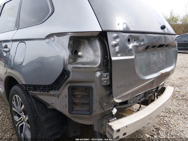 Продаж на аукціоні авто 2019 Mitsubishi Outlander Se, vin: JA4AD3A32KZ034002, номер лоту: 44738947