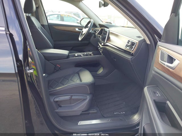 44738966 :رقم المزاد ، 1V2KN2CA2TC504447 vin ، 2026 Volkswagen Atlas Se With Technology مزاد بيع