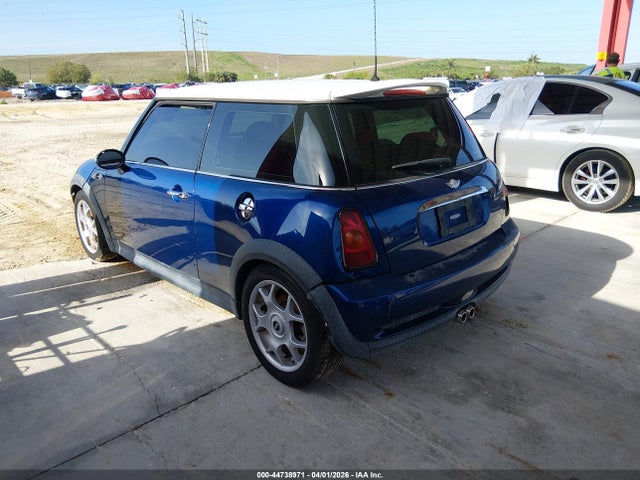 2004 MINI COOPER S WMWRE33424TD84019 Photo 2
