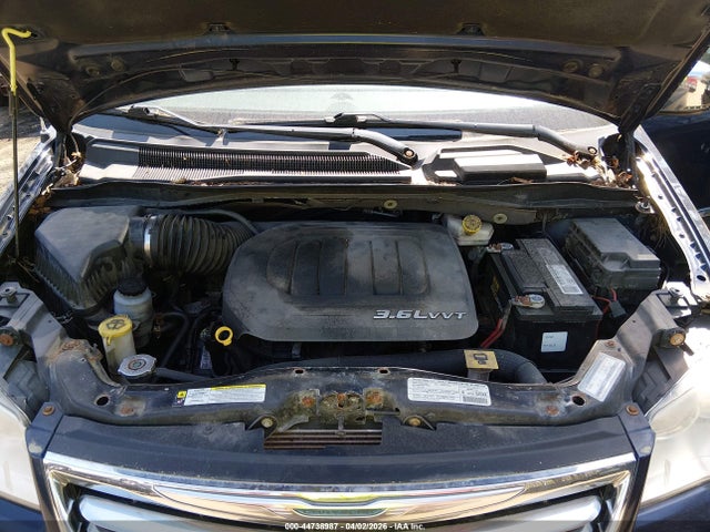 2013 Chrysler Town & Country Touring-l მანქანა იყიდება აუქციონზე, vin: 2C4RC1CG4DR535339, აუქციონის ნომერი: 44738987