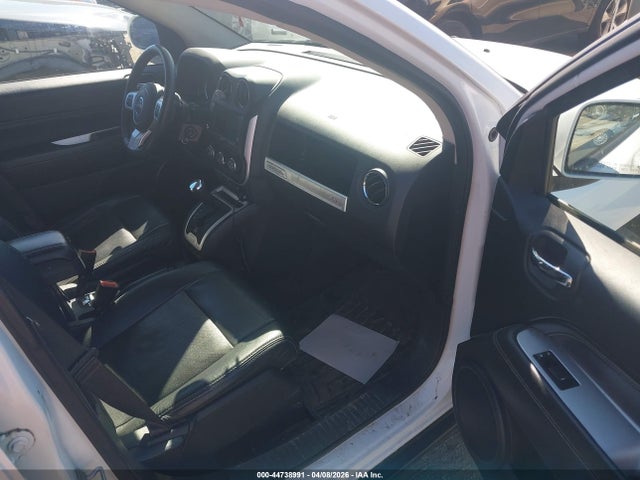Jeep Compass High Altitude Edition 2016 1C4NJDEB5GD587500 Image 5