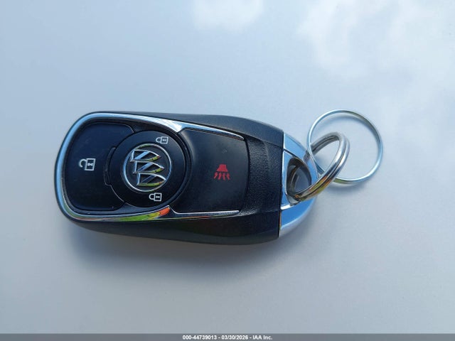 44739013 :رقم المزاد ، KL4CJASB9JB710366 vin ، 2018 Buick Encore Preferred مزاد بيع