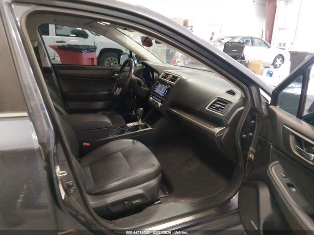 Продажа на аукционе авто 2017 Subaru Legacy 2.5i Limited, vin: 4S3BNAN61H3051403, номер лота: 44739023