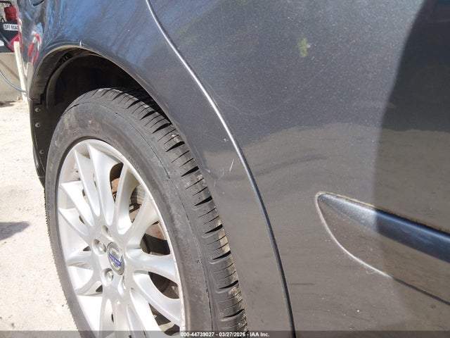 Продажа на аукционе авто 2010 Volvo S40 2.4i, vin: YV1390MS7A2490337, номер лота: 44739027