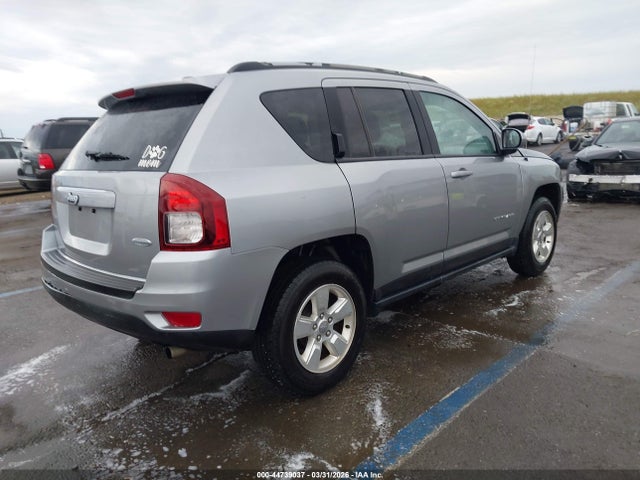 2016 JEEP COMPASS 1C4NJCEA7GD666376 Photo 3