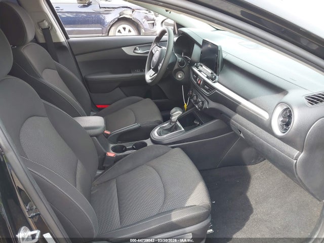 3KPF24AD6RE774318 KIA Forte Lxs