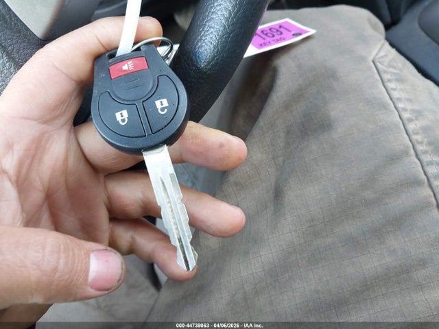 JN8AS5MV5FW261409 Nissan Rogue Select S