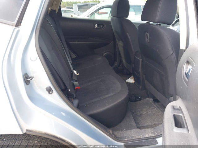 JN8AS5MV5FW261409 Nissan Rogue Select S