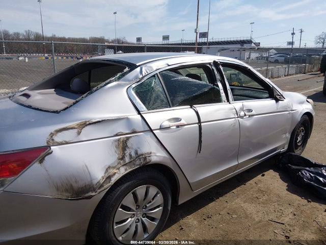 Продажа на аукционе авто 2011 Honda Accord 2.4 Lx, vin: 1HGCP2F35BA108246, номер лота: 44739064
