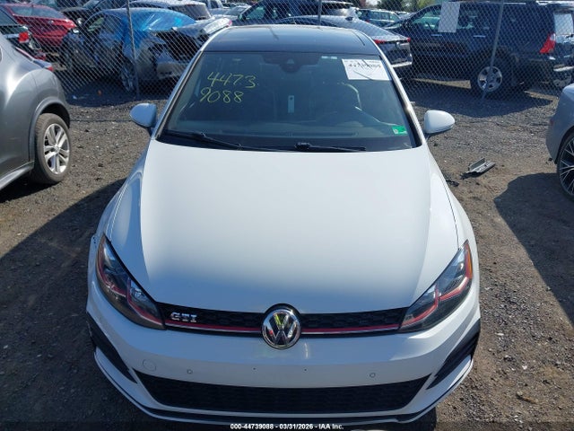 Продажа на аукционе авто 2018 Volkswagen Golf Gti 2.0t Autobahn/2.0t S/2.0t Se, vin: 3VW447AU3JM268472, номер лота: 44739088