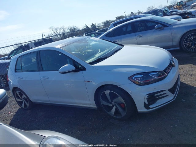 Продажа на аукционе авто 2018 Volkswagen Golf Gti 2.0t Autobahn/2.0t S/2.0t Se, vin: 3VW447AU3JM268472, номер лота: 44739088