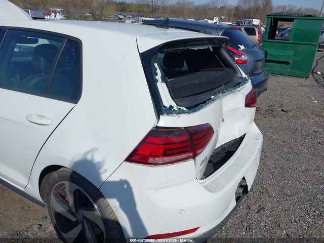 Продажа на аукционе авто 2018 Volkswagen Golf Gti 2.0t Autobahn/2.0t S/2.0t Se, vin: 3VW447AU3JM268472, номер лота: 44739088