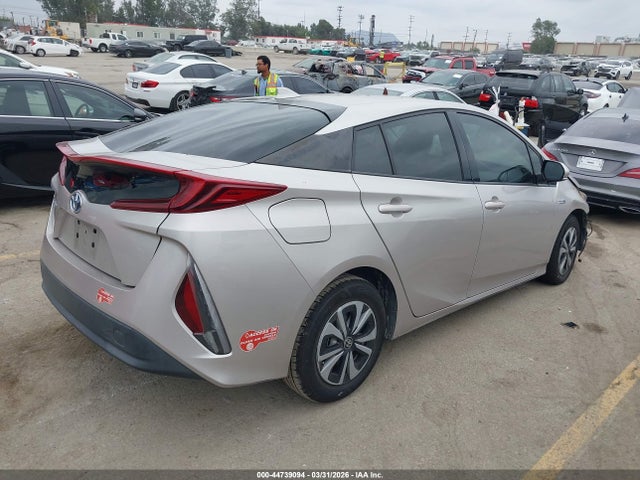 JTDKARFP5H3049817 Toyota Prius Prime Premium
