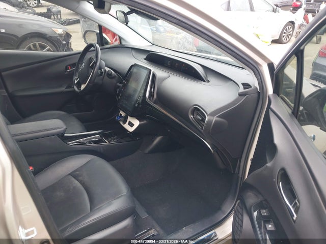 JTDKARFP5H3049817 Toyota Prius Prime Premium