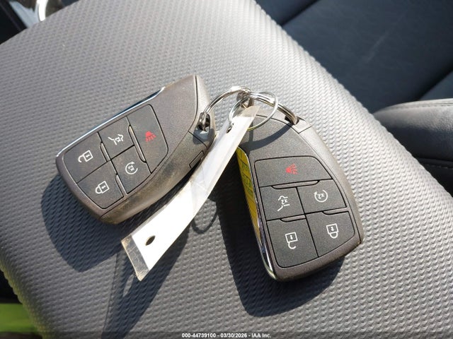 Продажа на аукционе авто 2026 Chevrolet Equinox Awd Lt, vin: 3GNAXPEG7TL382489, номер лота: 44739100