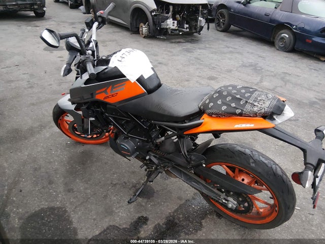 KTM 200 Duke 2023 MD2JPC404PC026700 Image 3