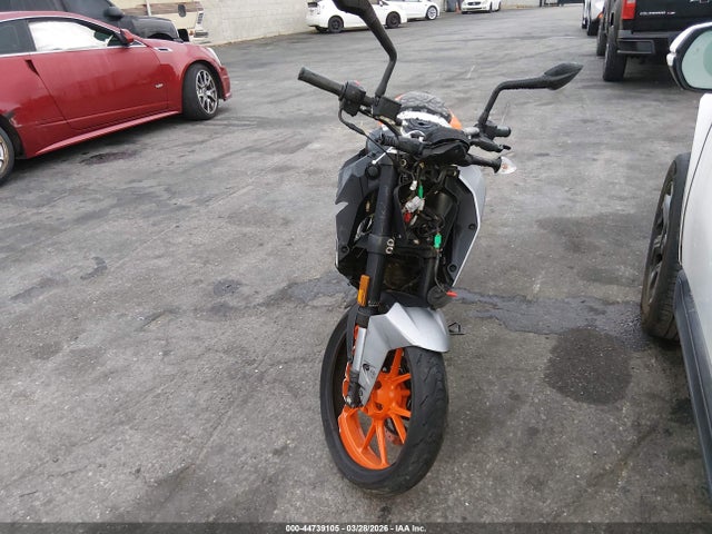 KTM 200 Duke 2023 MD2JPC404PC026700 Image 5