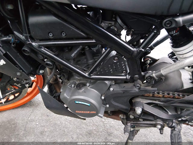 KTM 200 Duke 2023 MD2JPC404PC026700 Image 9