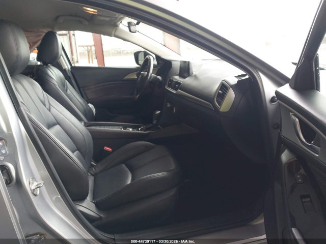 3MZBN1V35JM201908 Mazda Mazda3 Touring