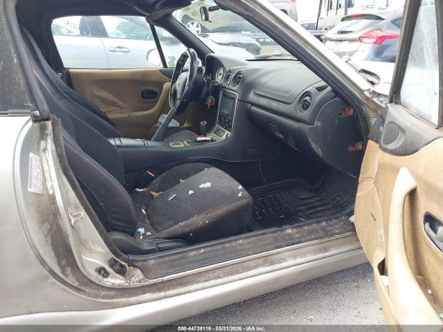 44739116 :رقم المزاد ، JM1NB3532Y0156198 vin ، 2000 Mazda Mx-5 Miata مزاد بيع